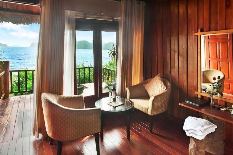 Monkey Island Resort